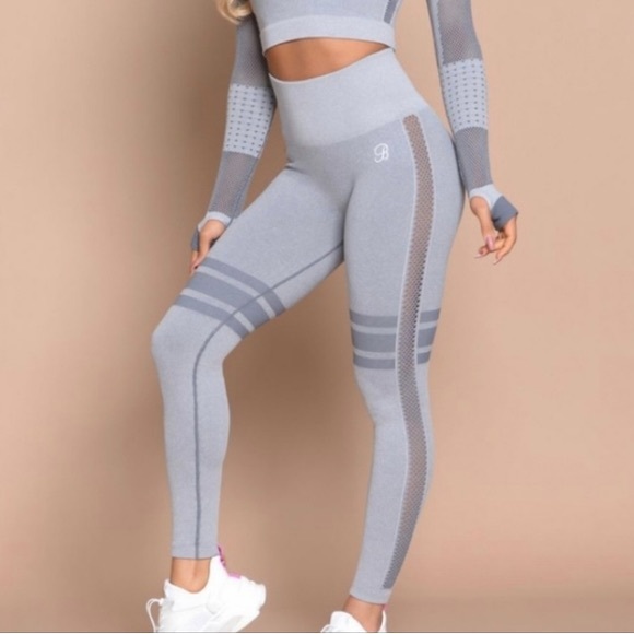 Bombshell Sportswear Pants - Bombshell Sportswear Women's Size XS Pro Seamless Leggings Gray